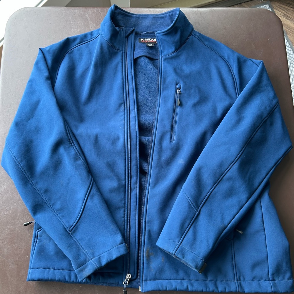 Kirkland Signature Men's Deep Blue Performance Jacket